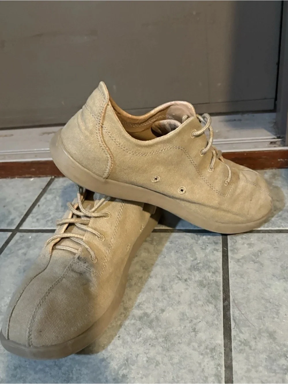 Crocs Venture Canvas Khaki Leather Sneaker Shoes - Men's 10